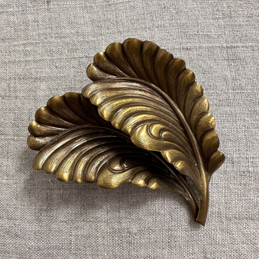 Vintage Jeri Lou Two Leaves Brooch Pin Brass Gold Tone 2.75"